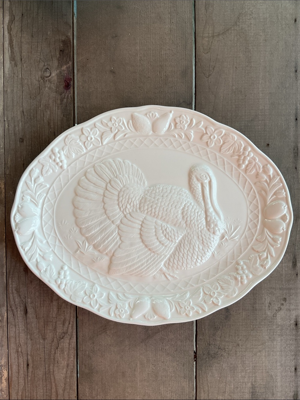 Vintage Thanksgiving White Ceramic Oval Turkey Platter Embossed Japan 18”x 14”